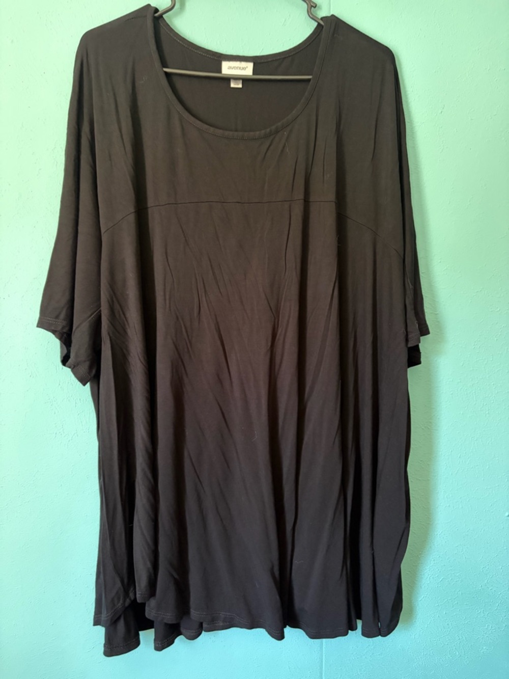 Avenue Black Scoop Neck Tunic Top